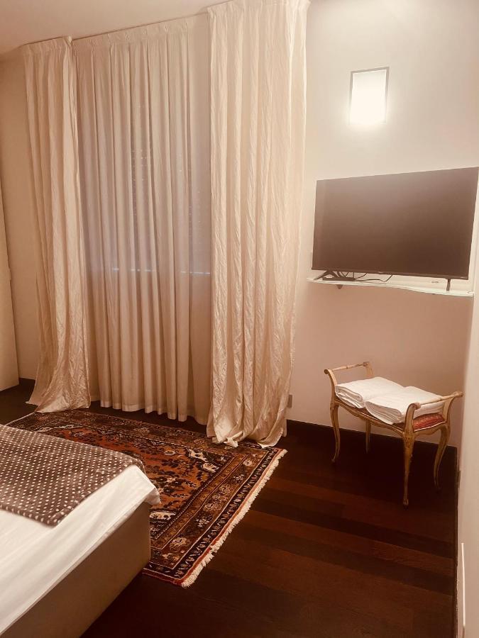 Appartamento Incantevole A Piacenza Exterior foto